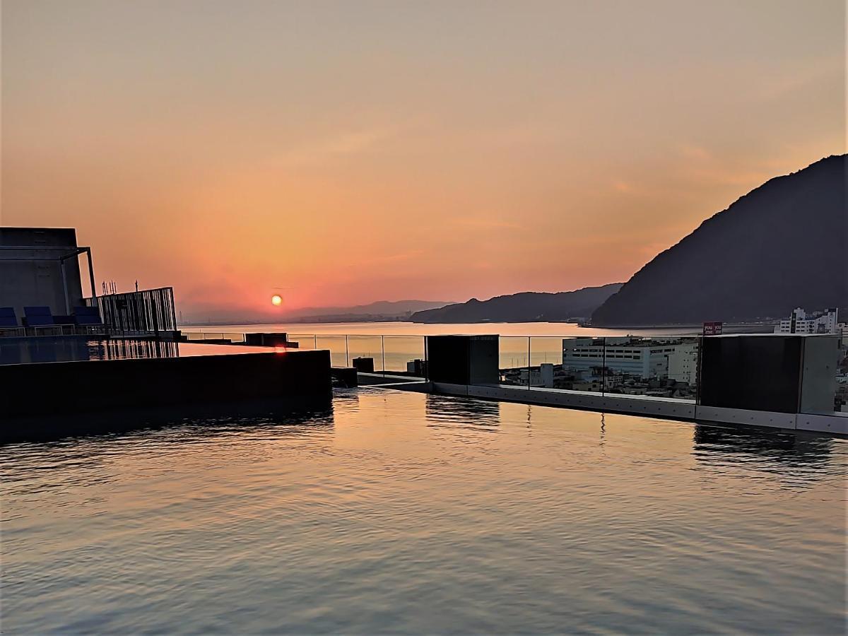 Amanek Beppu Yula-Re Hotel Kültér fotó